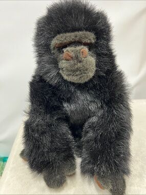 Vintage TY 1995 Plush Black Gorilla Stuffed Animal toy